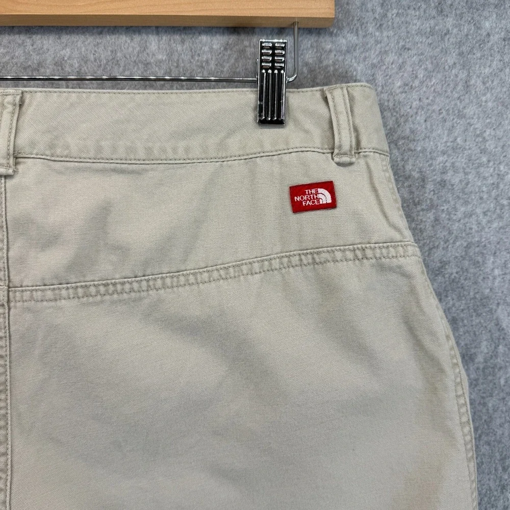 The North Face Soy Beige At Ease Shorts Cotton Cargo Hiking Womens Size 12 R NWT